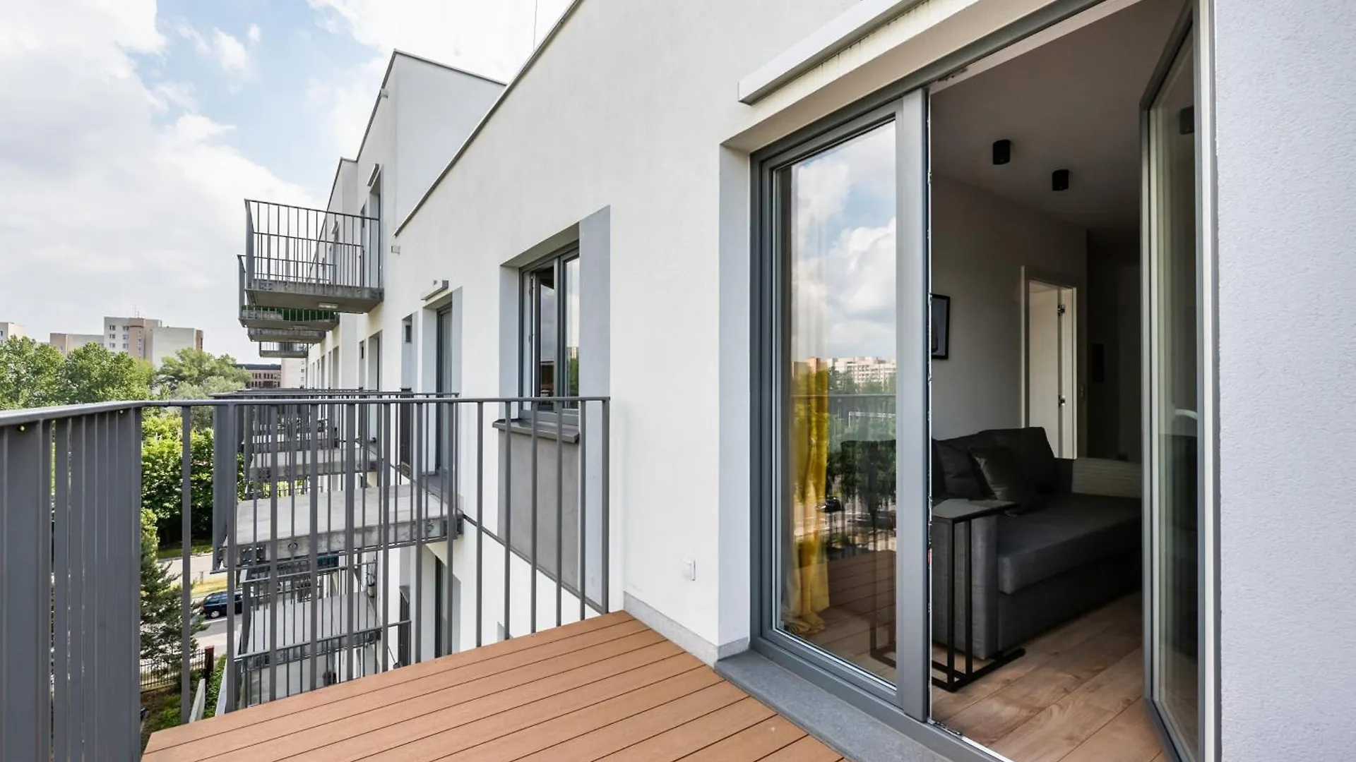 Wilenska Express Homely Apartment Warsaw
